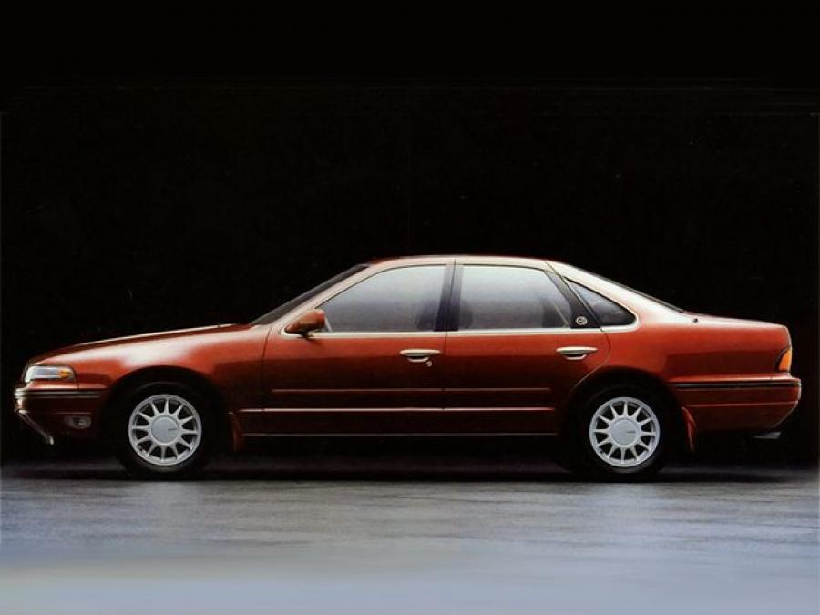  Nissan Cefiro 1988 года  (фото 7 из 13)